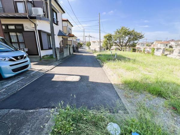 大和市上草柳 前面道路含む現地写真