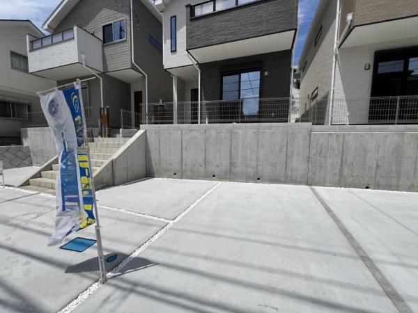昭島市中神町２丁目 戸建 駐車場