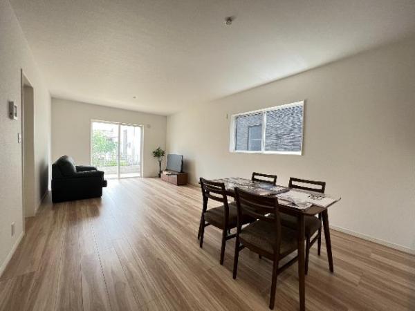 茂原市町保 戸建 リビングダイニング