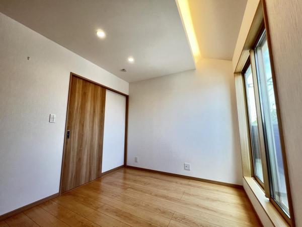 厚木市温水 中古戸建 寝室