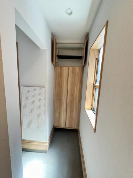 厚木市温水 中古戸建 玄関