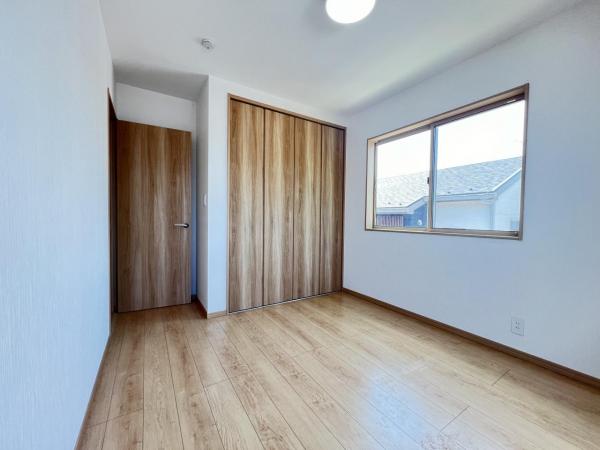 厚木市温水 中古戸建 洋室