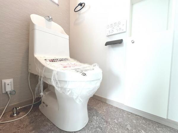 枚方市大峰元町２丁目 戸建 トイレ