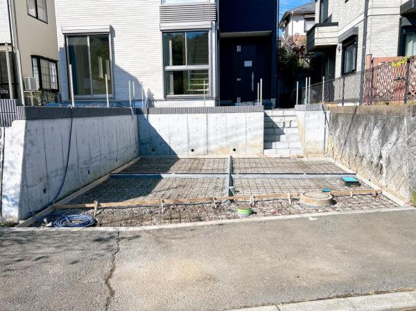 秦野市曽屋 戸建 駐車場