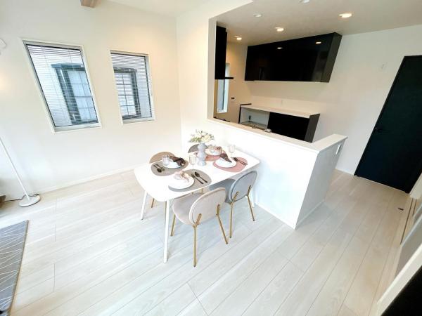 秦野市曽屋 戸建 ダイニングキッチン