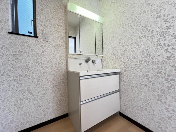 横須賀市鴨居２丁目 中古戸建 洗面化粧台