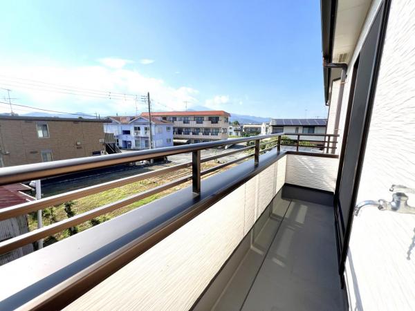 平塚市南金目 中古戸建 バルコニー