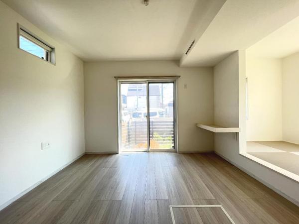 座間市新田宿 中古戸建 リビングダイニング