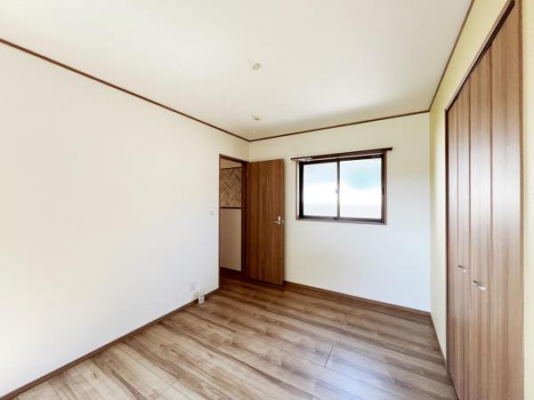 秦野市曽屋 中古一戸建 子供部屋