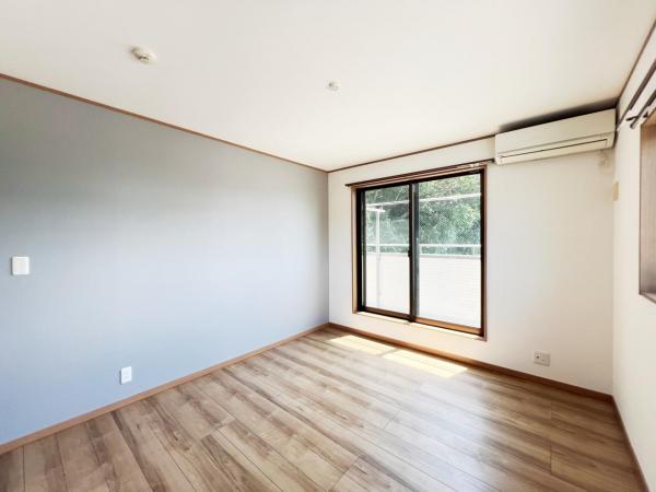 秦野市曽屋 中古一戸建 寝室