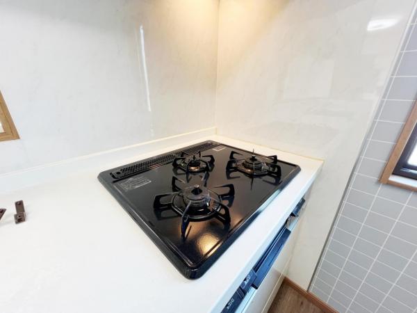 秦野市曽屋 中古一戸建 キッチン