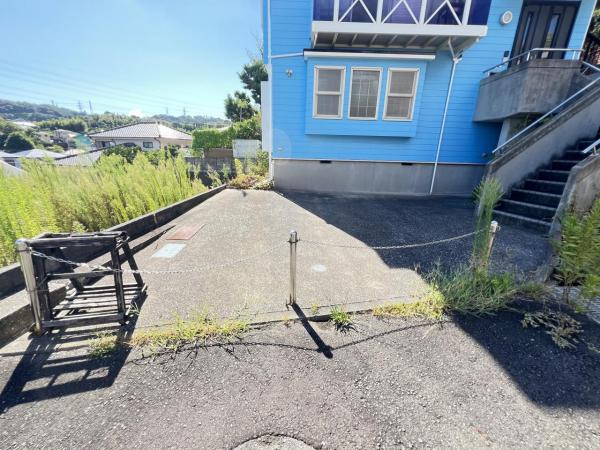 横須賀市池上４丁目 中古戸建 駐車場