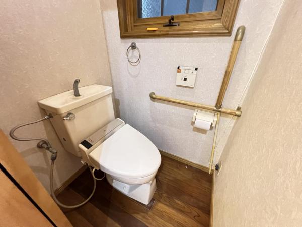 横須賀市池上４丁目 中古戸建 トイレ