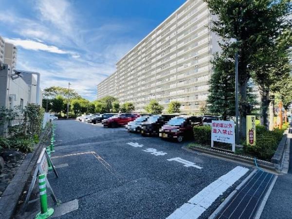 新松戸東パークハウス 敷地内駐車場
