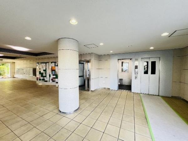 新松戸東パークハウス エントランスホール