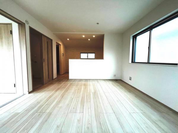 東大和奈良橋六丁目 リビングダイニング