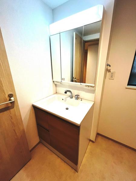 東大和奈良橋六丁目 洗面化粧台