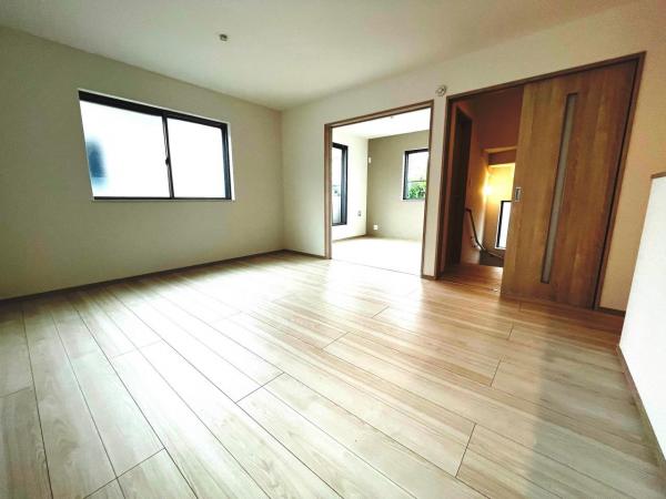 東大和奈良橋六丁目 リビングダイニング