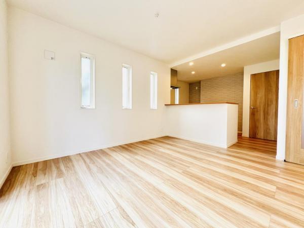 横浜市旭区上白根2丁目 ダイニングキッチン