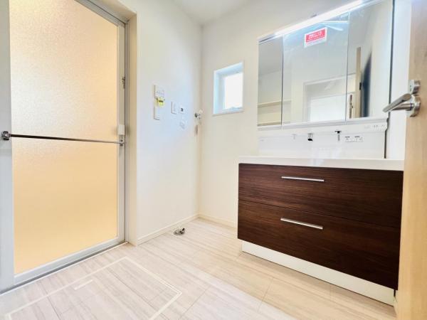 横浜市旭区上白根2丁目 脱衣所