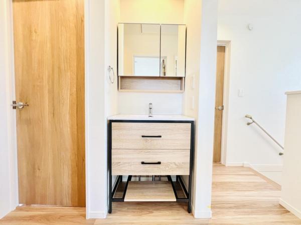 横浜市旭区上白根2丁目 洗面化粧台