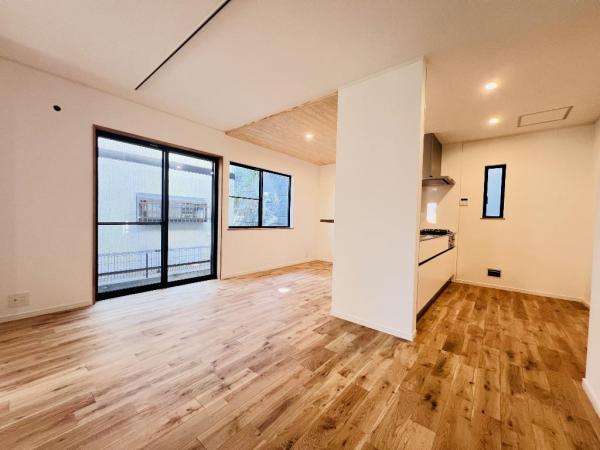 柏市大室 中古戸建 リビング