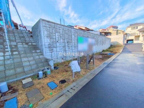 町田市上小山田町 