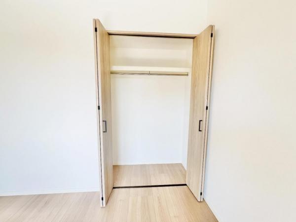 シティウインズ千葉登戸 収納