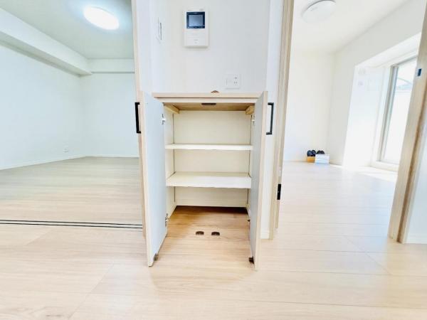 シティウインズ千葉登戸 収納