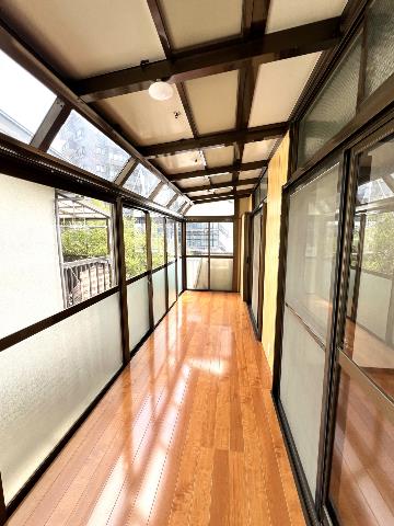 厚木市妻田東１丁目 中古戸建 バルコニー