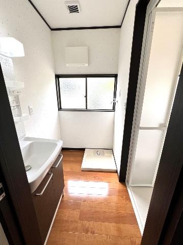 厚木市妻田東１丁目 中古戸建 脱衣所