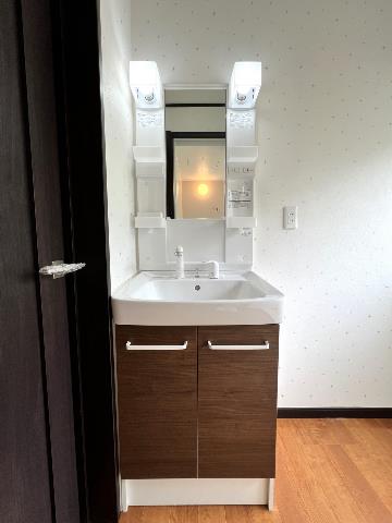 厚木市妻田東１丁目 中古戸建 洗面化粧台