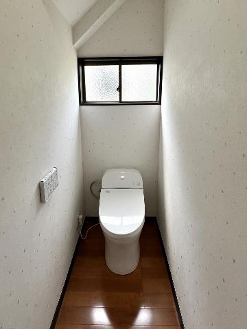 厚木市妻田東１丁目 中古戸建 トイレ