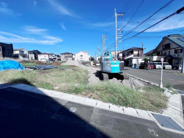海老名市杉久保南２丁目 土地 前面道路含む現地写真