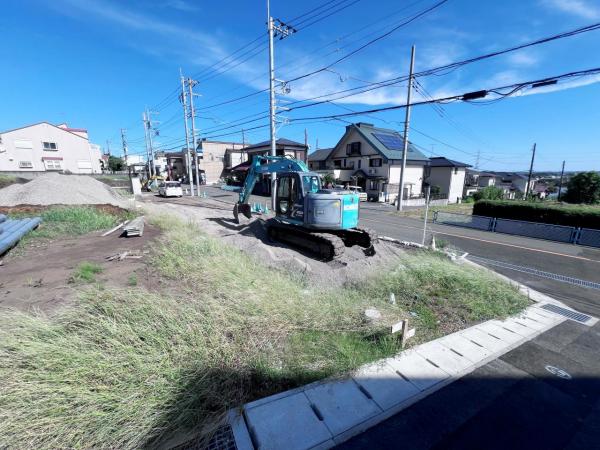 海老名市杉久保南２丁目 土地 前面道路含む現地写真