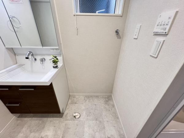 横須賀市大矢部５丁目 ランドリースペース