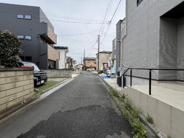入間郡三芳町北永井 前面道路含む現地写真