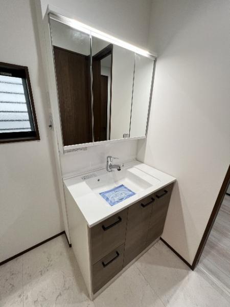 入間郡三芳町北永井 洗面化粧台