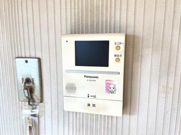 川崎市麻生区高石３丁目 中古戸建 TVモニター付きインターフォン