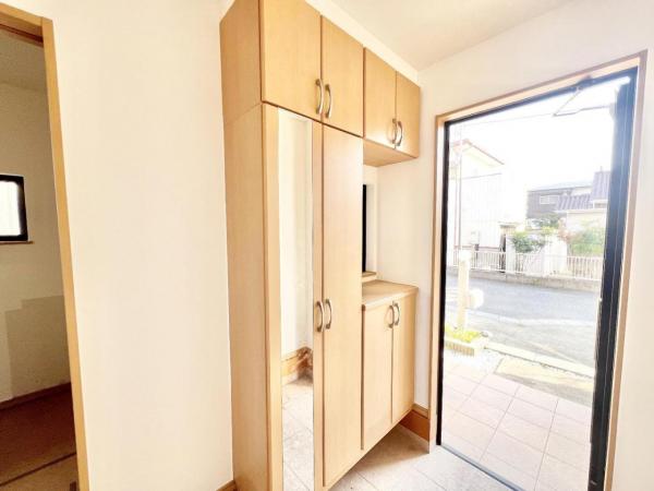 茂原市早野 中古戸建 玄関