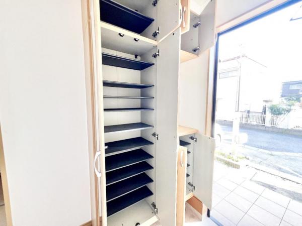 茂原市早野 中古戸建 玄関