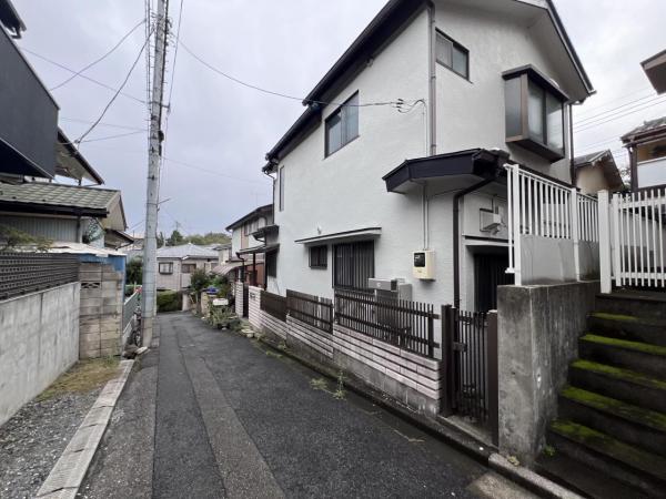 川口市桜町３丁目 中古戸建 玄関(共用部)