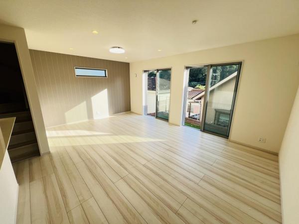 横浜市旭区上白根町 リビング