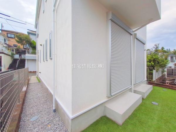 横浜市旭区上白根町 