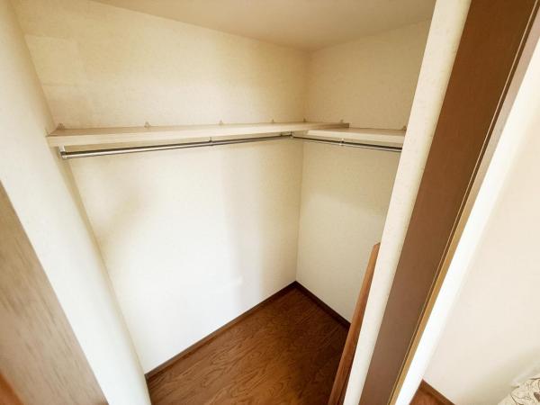 小田原市前川 中古戸建 ウォークインクローゼット