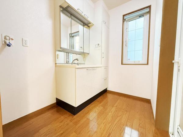 小田原市前川 中古戸建 脱衣所