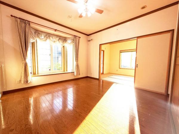 小田原市前川 中古戸建 リビング