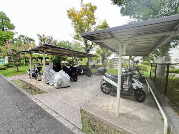 金沢シーサイドタウン 駐輪場