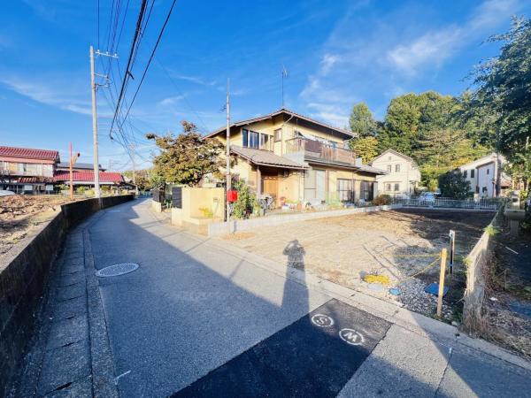 横浜市泉区岡津町 新築戸建 前面道路含む現地写真