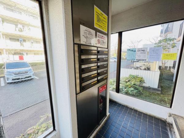 座間入谷ハイツ 郵便受け